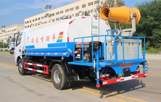 8噸東風(fēng)多利卡霧炮車(朝柴發(fā)動(dòng)機(jī))高清圖片 8噸東風(fēng)多利卡霧炮車(朝柴發(fā)動(dòng)機(jī))高清圖片