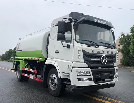 12方灑水車租賃價格表_國六12方大運(yùn)F6綠化灑水車廠家價格
