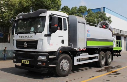 國(guó)六后雙橋汕德卡120米霧炮車 國(guó)六后雙橋汕德卡120米霧炮車