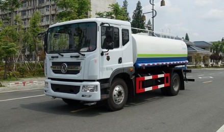 東風多利卡國六12噸灑水車 東風多利卡國六12噸灑水車